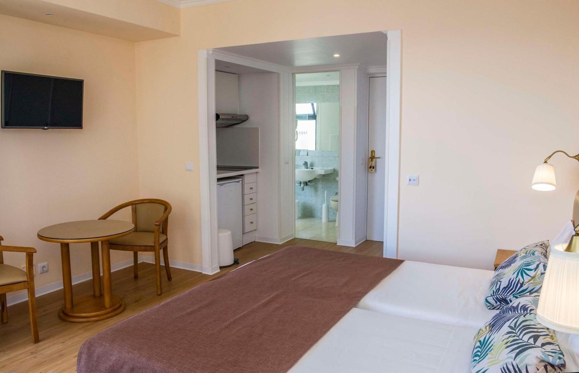 Dorisol Mimosa Studio Hotel Funchal  Exterior photo