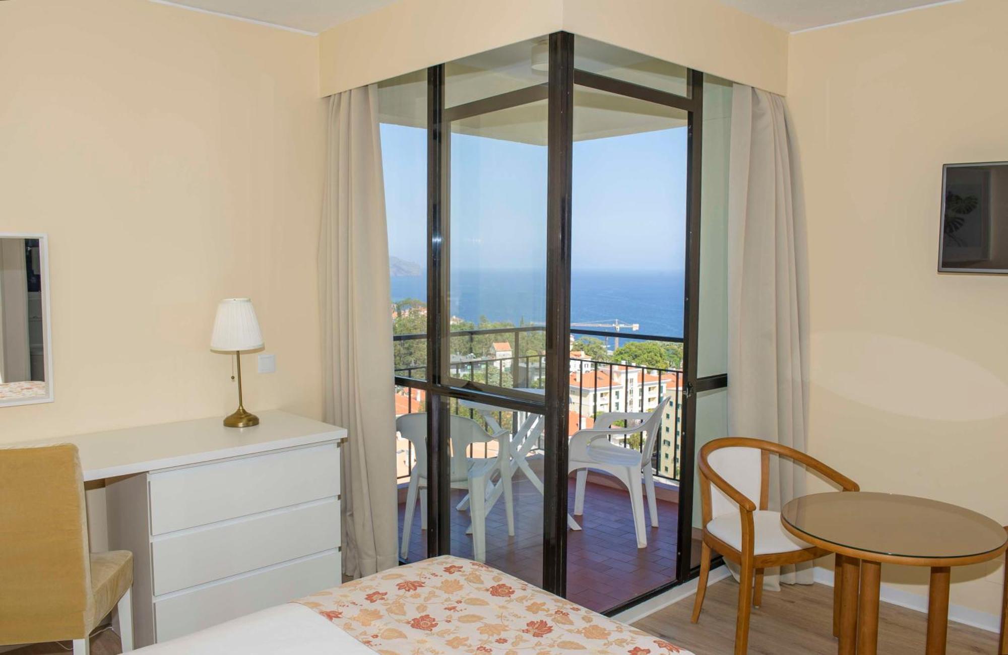 Dorisol Mimosa Studio Hotel Funchal  Exterior photo